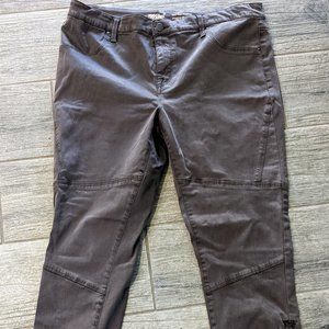 Mid rise jegging sz 14